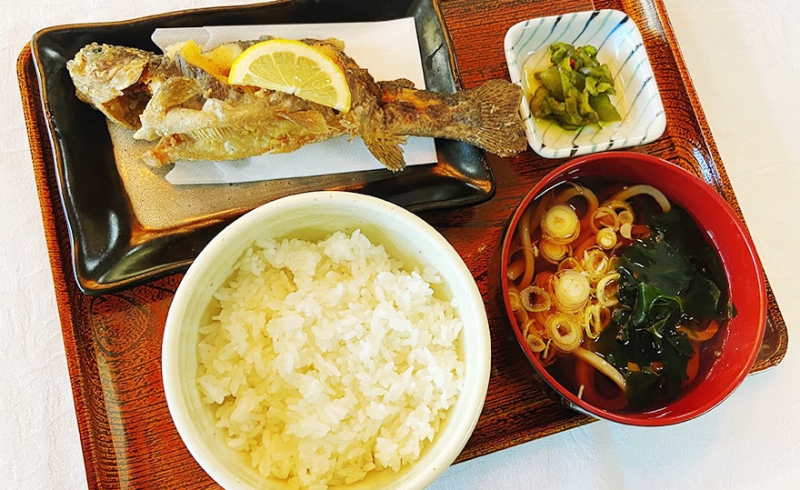 魚のから揚げ